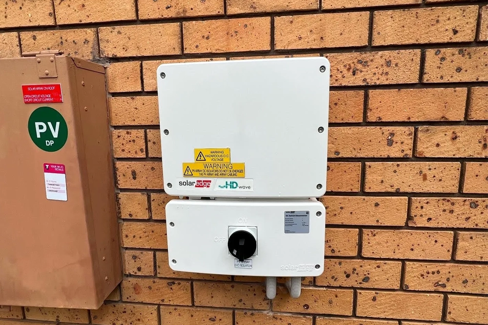 solar inverter and battery